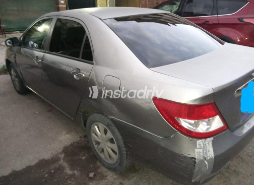 بى واى دى‬ F3 2013 رمادي غامق مستعملة للبيع - 4
