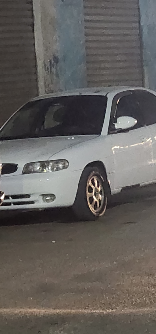 Daewoo Nubira 1997 White Used for Sale