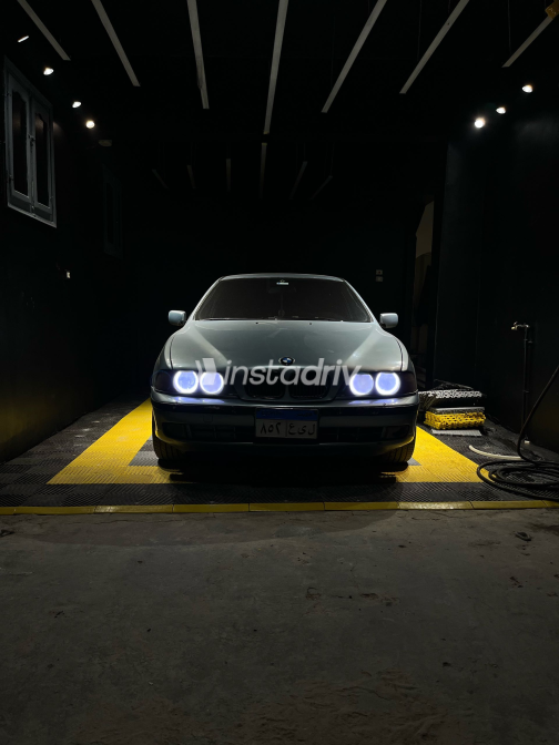 BMW 523 2000 White Used for Sale - 1