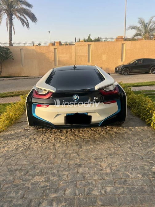 بي ام دبليو I8 2020 أبيض مستعملة للبيع - 3