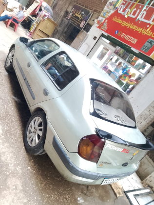 رينو كليو 2004 أبيض مستعملة للبيع
