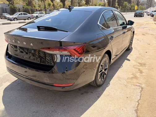 Skoda Octavia 2024 Black Used for Sale - 5