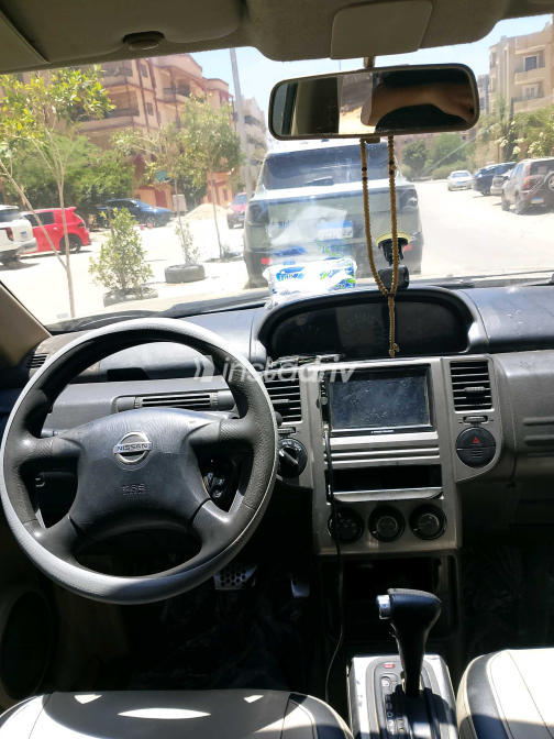 Nissan XTrail 2012 Gold Used for Sale - 1