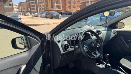 Renault Sandero Step Way 2020 Black Used for Sale - 6