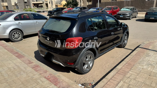Renault Sandero Step Way 2020 Black Used for Sale - 8