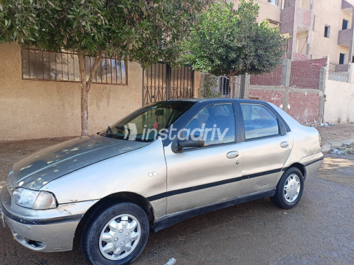 Fiat Siena 2001 Silver Used for Sale - 1