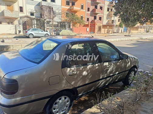 Fiat Siena 2001 Silver Used for Sale - 3
