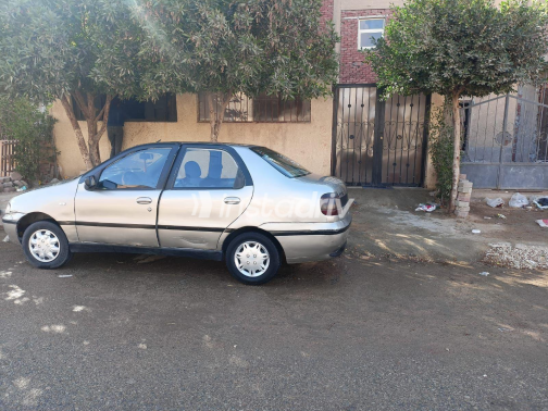 Fiat Siena 2001 Silver Used for Sale - 4