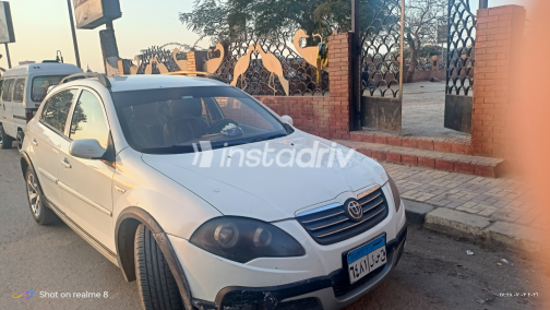 Brilliance FRV Cross 2015 White Used for Sale - 6