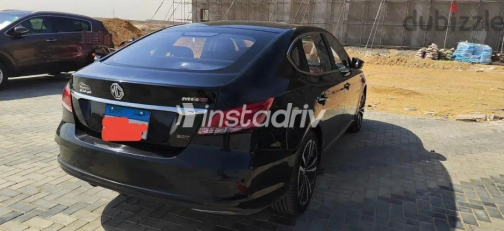 ام جى 6 2021 أبيض مستعملة للبيع - 9