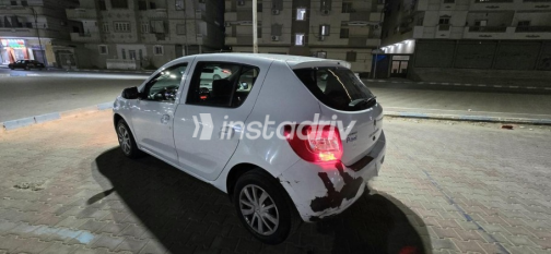 Renault Sandero 2016 White Used for Sale - 6
