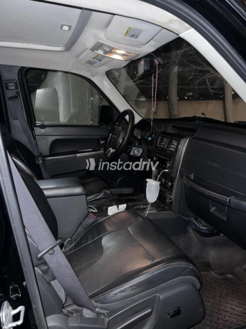 Jeep Cherokee 2011 Black Used for Sale - 5