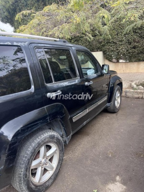 Jeep Cherokee 2011 Black Used for Sale - 6