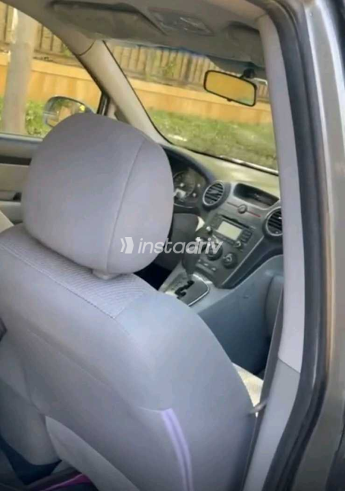 Kia Carens 2011 Gray Used for Sale - 4