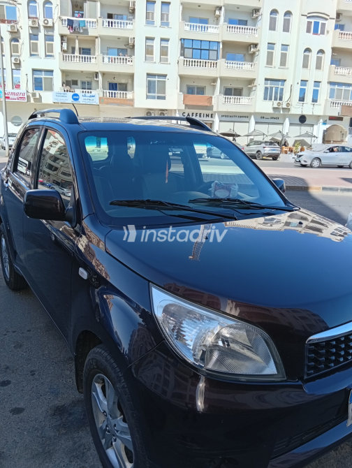 دايهاتسو تيريوس 2015 بنفسجي مستعملة للبيع - 4