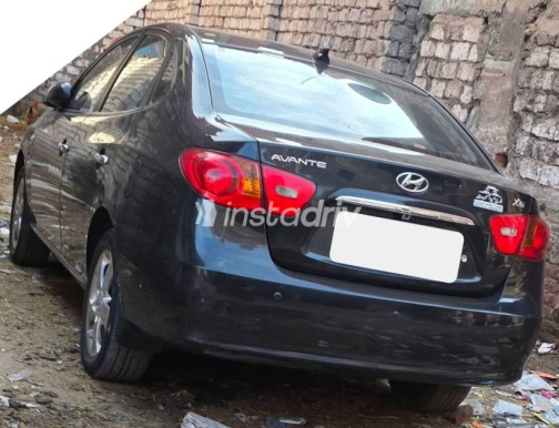 Hyundai Avante 2009 Black Used for Sale - 3