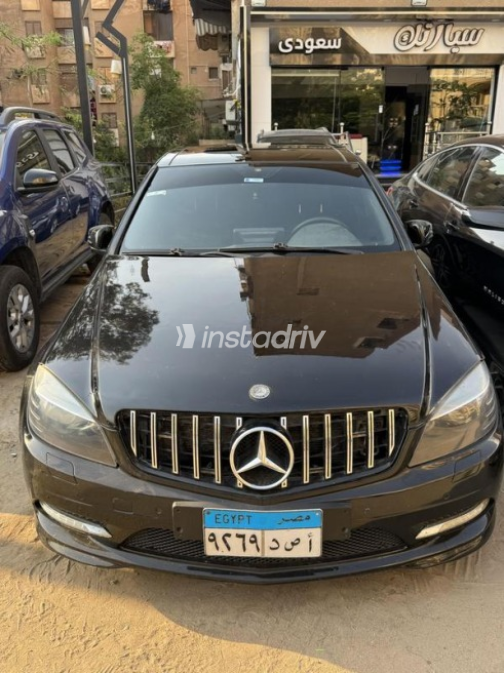 Mercedes C 300 2010 Black Used for Sale - 1