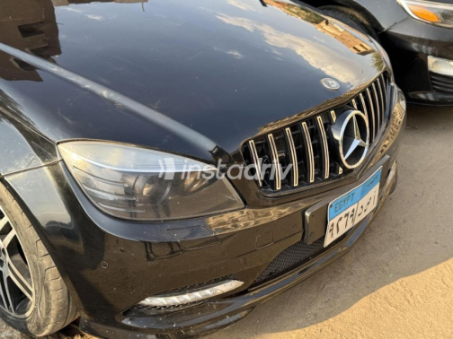 Mercedes C 300 2010 Black Used for Sale - 7