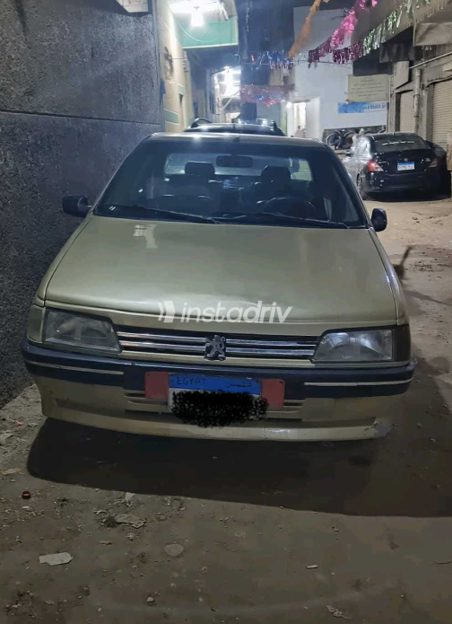 Peugeot 405 1999 Gold Used for Sale - 2