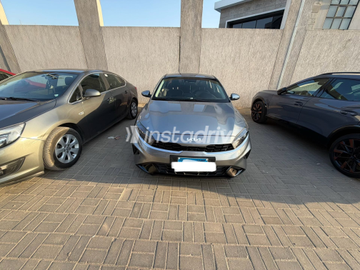 Kia Cerato 2022 Gray Used for Sale - 5