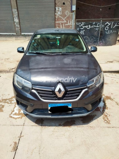 Renault Logan 2017 White Used for Sale - 1