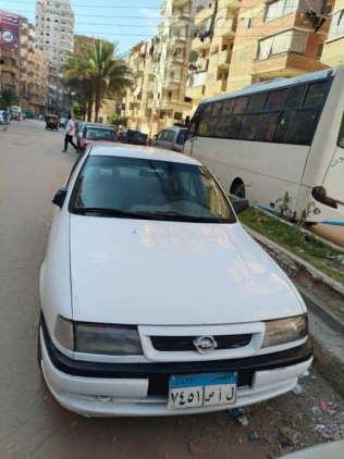 Opel Vectra 1995 White Used for Sale