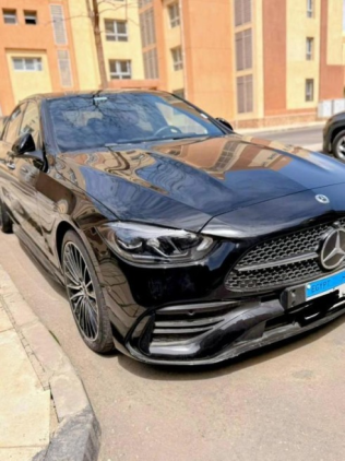 مرسيدس C 200 AMG 2025 أسود مستعملة للبيع