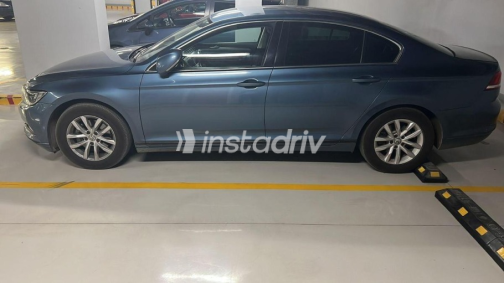 Volkswagen Passat 2019 White Used for Sale - 4