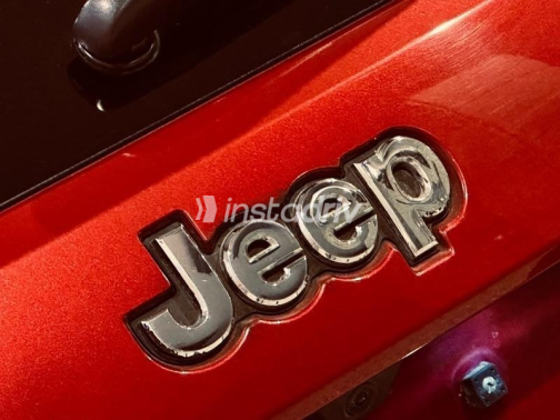 Jeep Grand Cherokee 2022 Red Used for Sale - 8