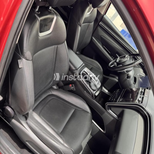 Hyundai Tucson 2021 White Used for Sale - 5