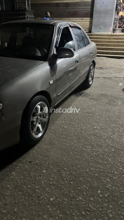 Hyundai Accent 1999 White Used for Sale - 7