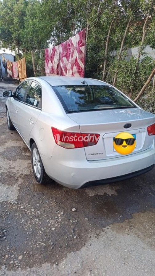 Kia Cerato 2009 Silver Used for Sale - 2