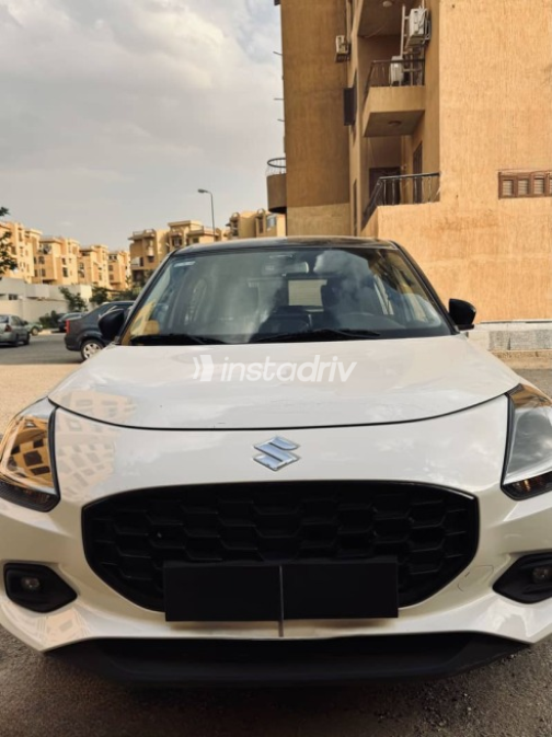 سوزوكى سويفت 2026 أبيض مستعملة للبيع - 6