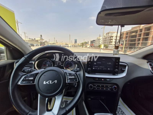 Kia Xceed 2022 Gray Used for Sale - 2