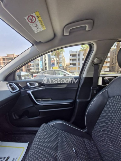 Kia Xceed 2022 Gray Used for Sale - 4