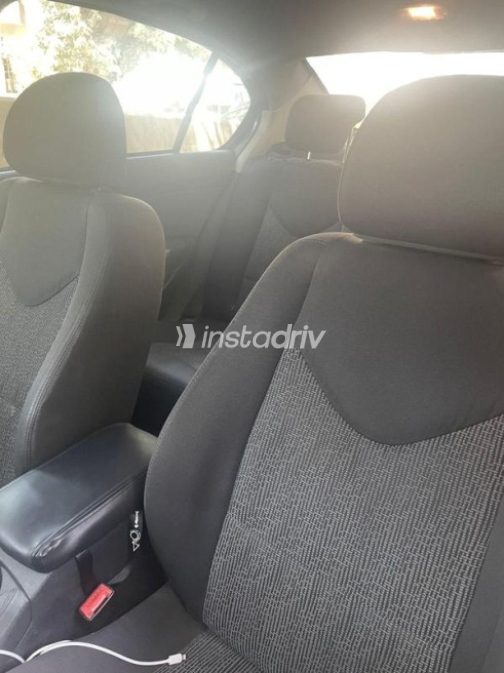 Peugeot 408 2012 Silver Used for Sale - 6