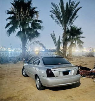 هيونداي افانتي 2003 فضي مستعملة للبيع