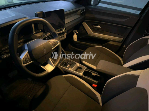 رينو داستر 2026 أسود مستعملة للبيع - 9