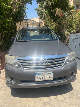 Toyota Fortuner 2013 Gray Used for Sale