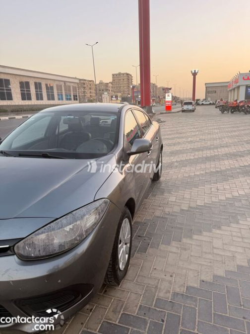 Renault Fluence 2015 Gray Used for Sale - 5