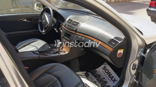 Mercedes E 230 2009 Silver Used for Sale - 5