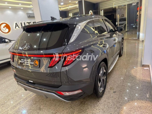 Hyundai Tucson GDI 2022 White Used for Sale - 3