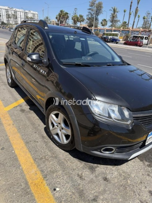 Renault Sandero Step Way 2016 Black Used for Sale - 1