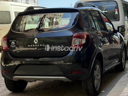 Renault Sandero Step Way 2016 Black Used for Sale - 2
