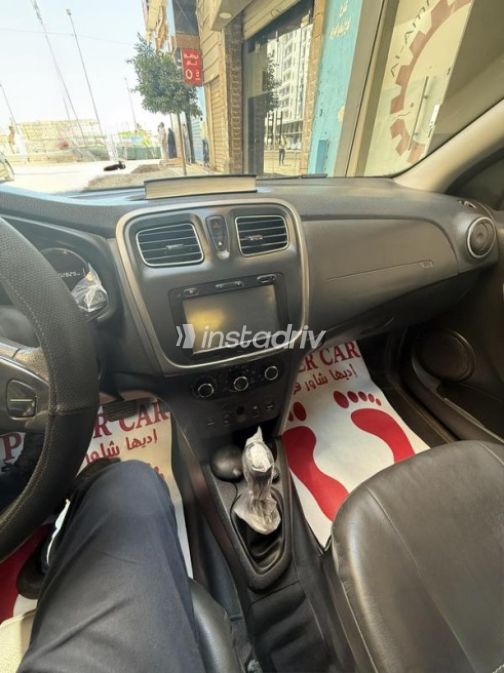 Renault Sandero Step Way 2016 Black Used for Sale - 3