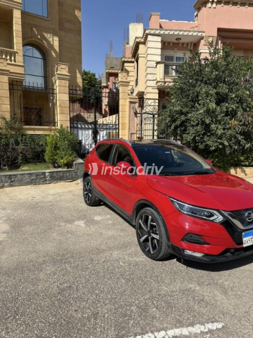 Nissan Qashqai 2018 White Used for Sale - 2