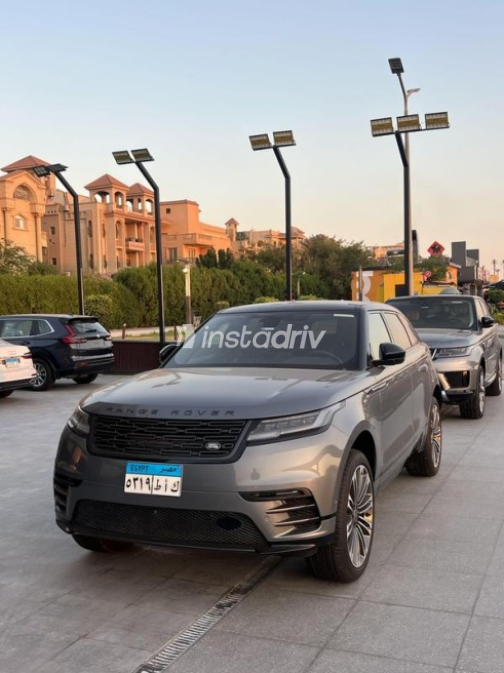 Land Rover Velar 2024 White Used for Sale - 4