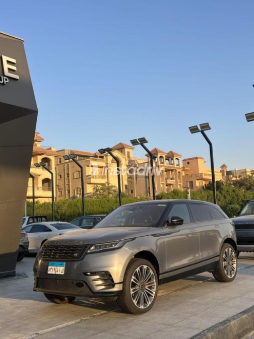 Land Rover Velar 2024 White Used for Sale - 5