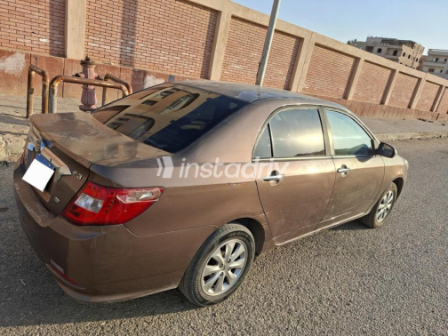Byd F3 2019 White Used for Sale - 4