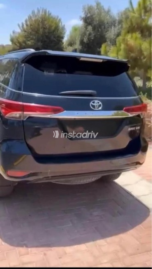 Toyota Fortuner 2021 White Used for Sale - 8